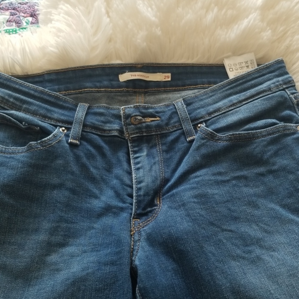 Levis Bootcut Jeans